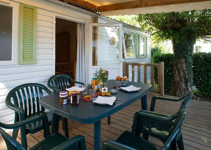 Campsite Du Bournat Le Bugue